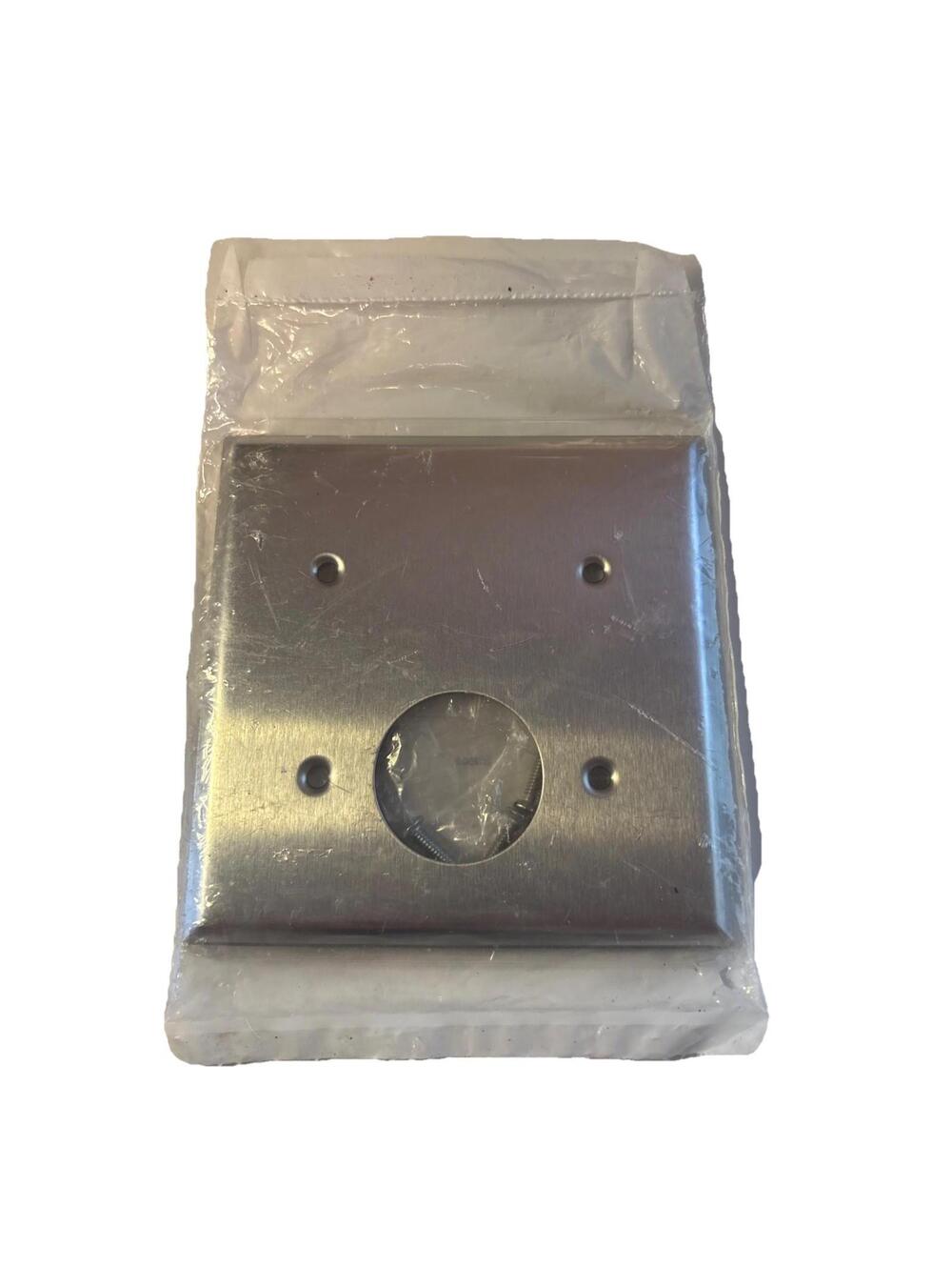Leviton 006-84085-40 2-Gang Weatherproof Stainless Steel Blank Wall Plate1.406 D